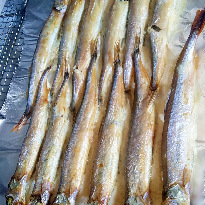 トースターで簡単 冷凍シシャモの塩焼き ごま油風味 レシピ 作り方 By みずたまsweet 楽天レシピ トースターで簡単 冷凍シシャモの塩焼き ごま油風味 レシピ 作り方 By みずたまsweet 楽天レシピ